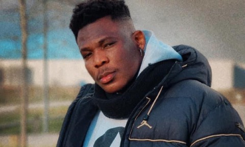 YouNika régale ses fans avec ‘’ma jolie’’ son nouveau single