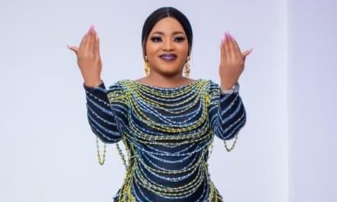 2h Hountondji lance un témoignage de reconnaissance à travers son nouveau titre !