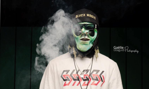 Le rappeur masqué Togbè Yeton dévoile son titre « OVI » !